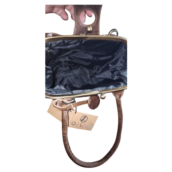 ODILYNCH NWT LUCY LEATHER KISSLOCK LEATHER CROSSBODY SATCHEL BAG - Picture 4 of 13